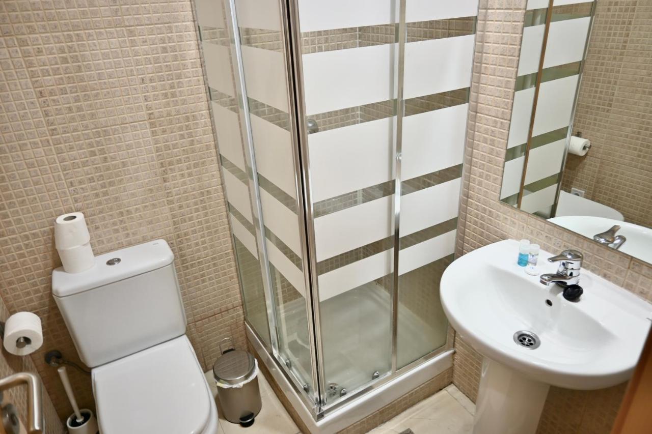 For You Rentals Centrico Apartamento Temporal En La Calle Infanta Inf1A Madrid Eksteriør billede